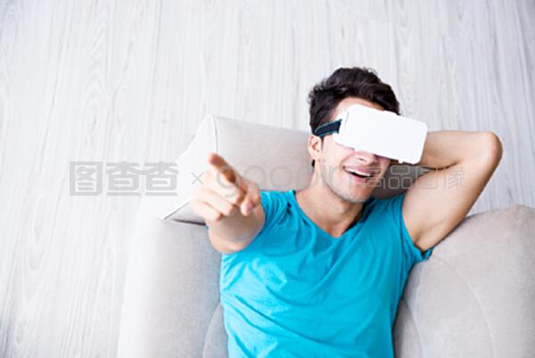 三更車庫 视频截图