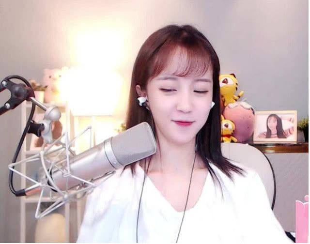 兩個世界 视频截图