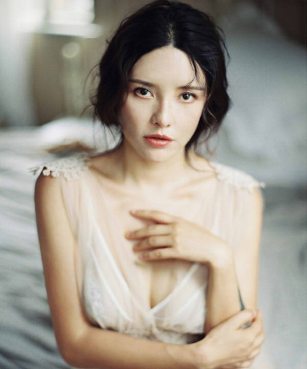 不夜城 视频截图