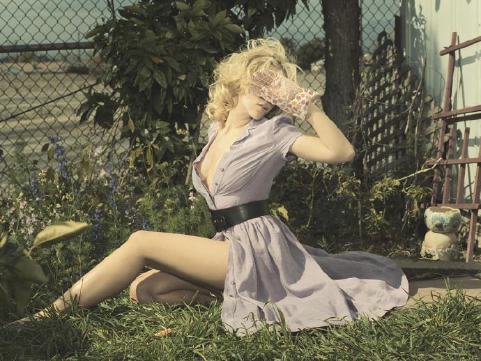 與賊同屋 视频截图