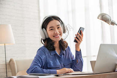 不平靜社區 视频截图