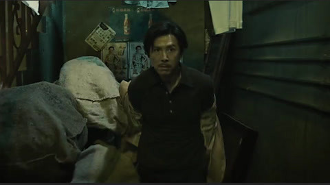 三傻鬧地球 视频截图