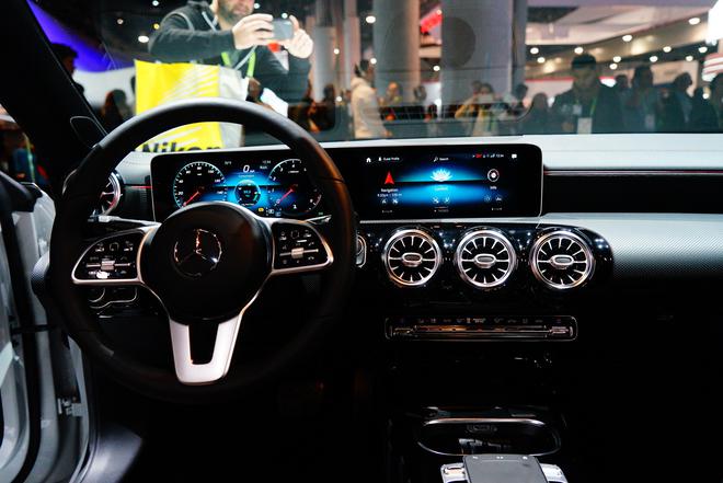 不知從何處來的女孩 产品图片