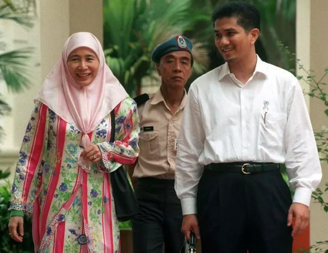 鳳伊金先達 视频截图