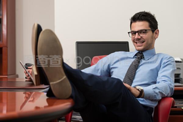 傻冒經理 视频截图