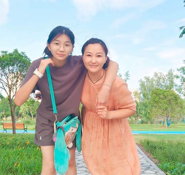 不平靜社區 视频截图