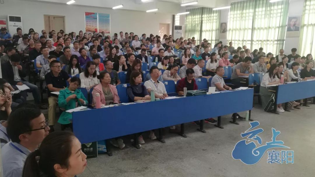 偷食搶食搵飯食 视频截图