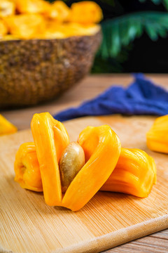 兄妹探寶 视频截图